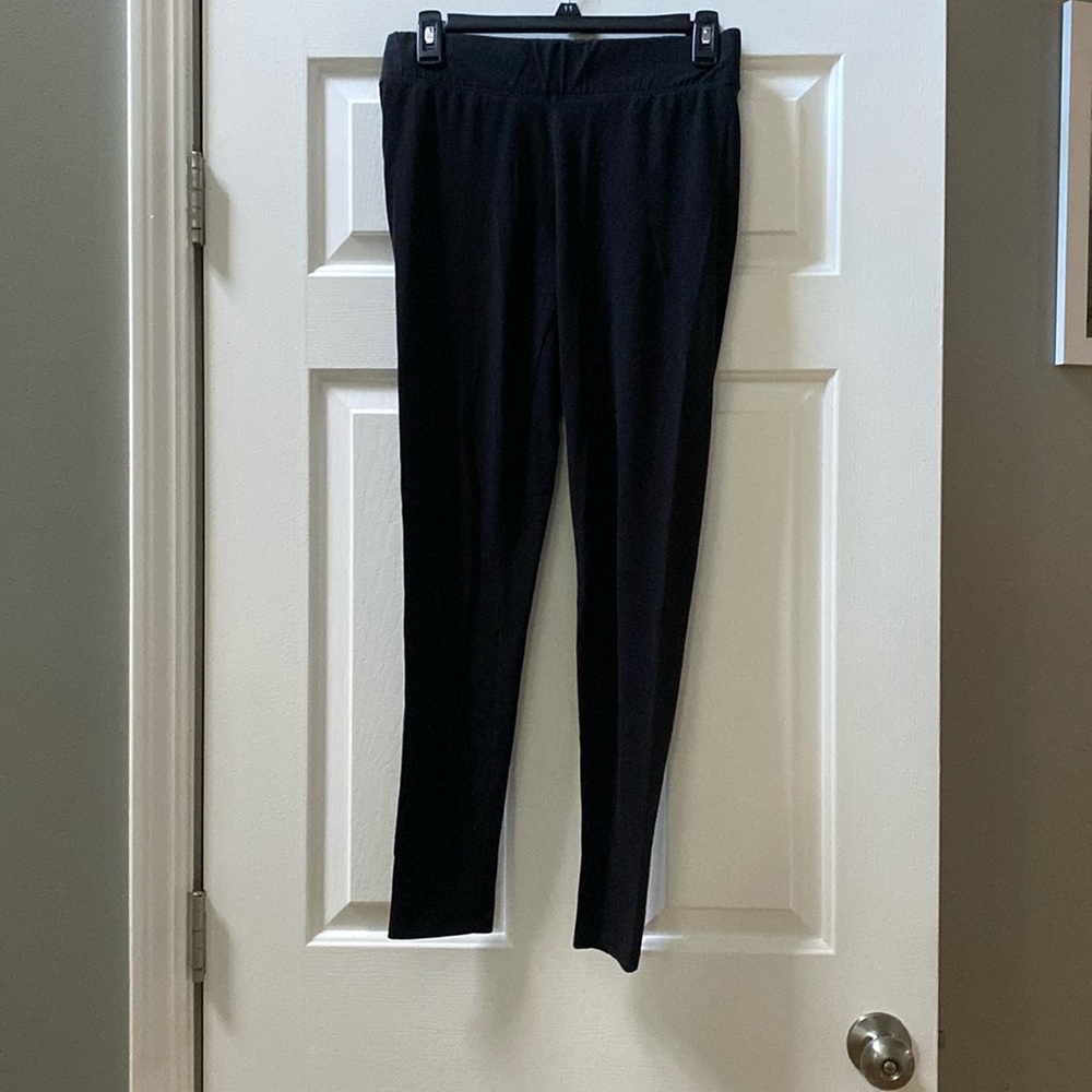 Gently used black leggings from Sonoma